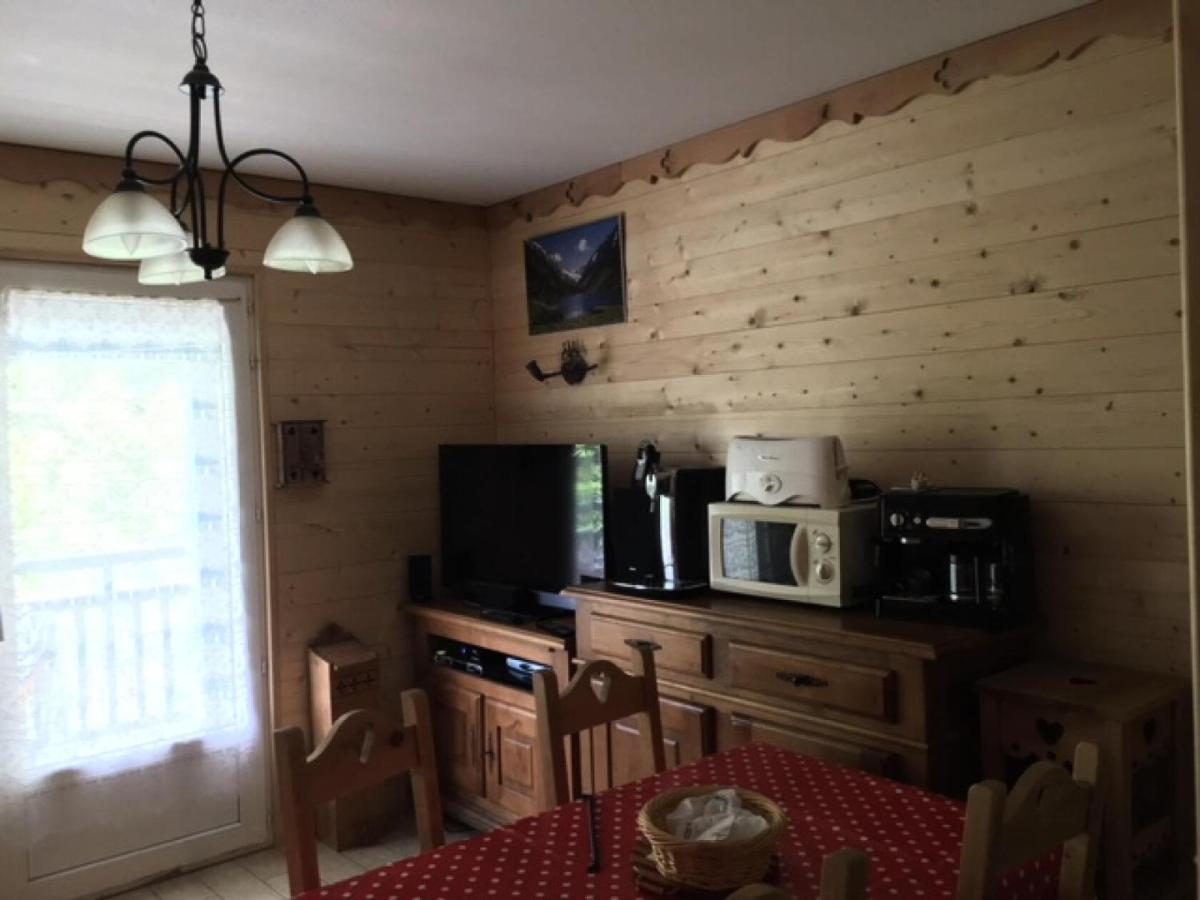 Appartement 6 Pers. Avec Terrasse - 3 Pieces 6 Personnes Mae-9108 Cauterets Zimmer foto